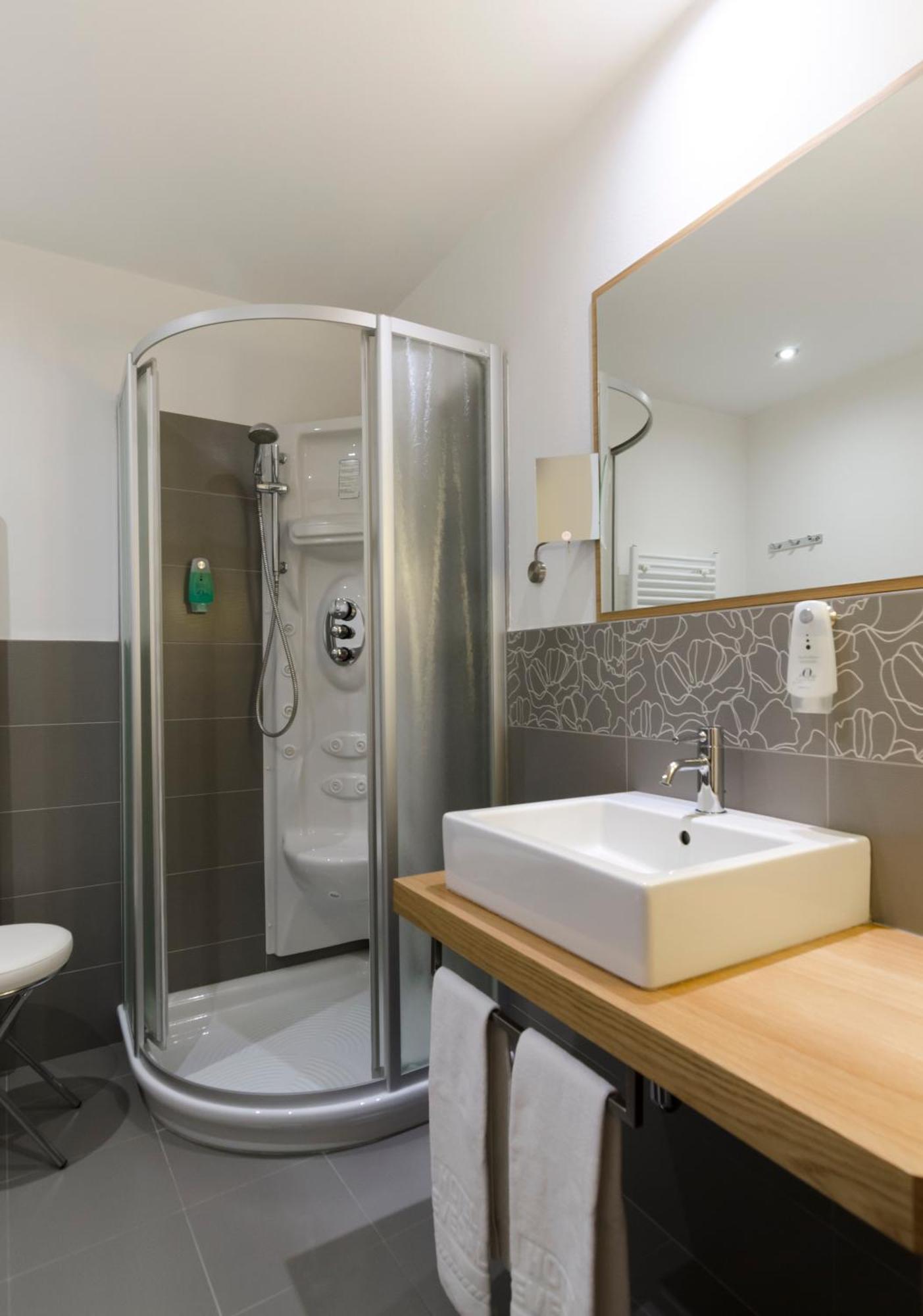 Hotel Cevedale Living Romance Hotel Cogolo Exterior foto
